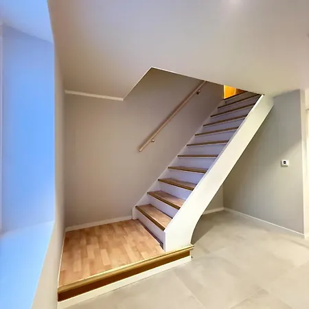 Arctic View House - Near Cable Car & Arctic Cathedral Apartmán Tromsø