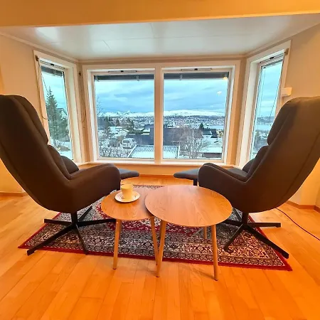 Arctic View House - Near Cable Car & Arctic Cathedral Tromsø
