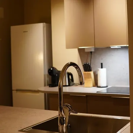 Arctic View House - Near Cable Car & Arctic Cathedral Apartmán *