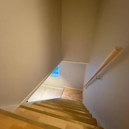 Arctic View House - Near Cable Car & Arctic Cathedral *